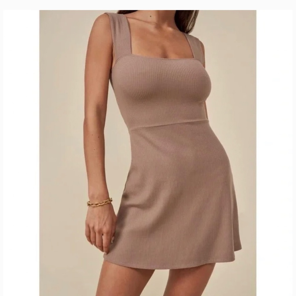Reformation Stacy Dress Brand New Clay Color